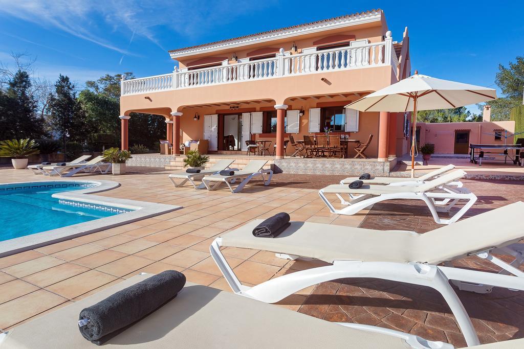 Villa Tino Can Furnet Exterior photo